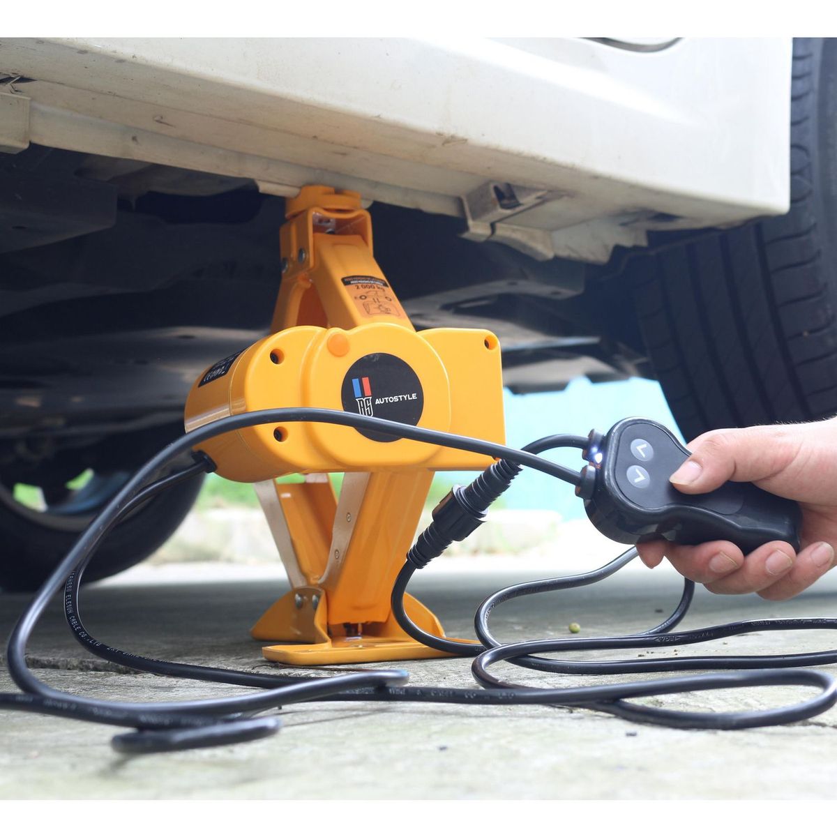 AUTOSTYLE - Gata Tijera Eléctrica 12V 2 toneladas