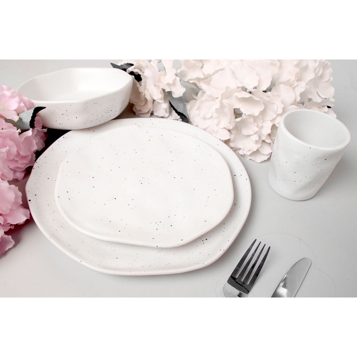 JUST HOME COLLECTION - Juego de Loza Antonia 16 Piezas