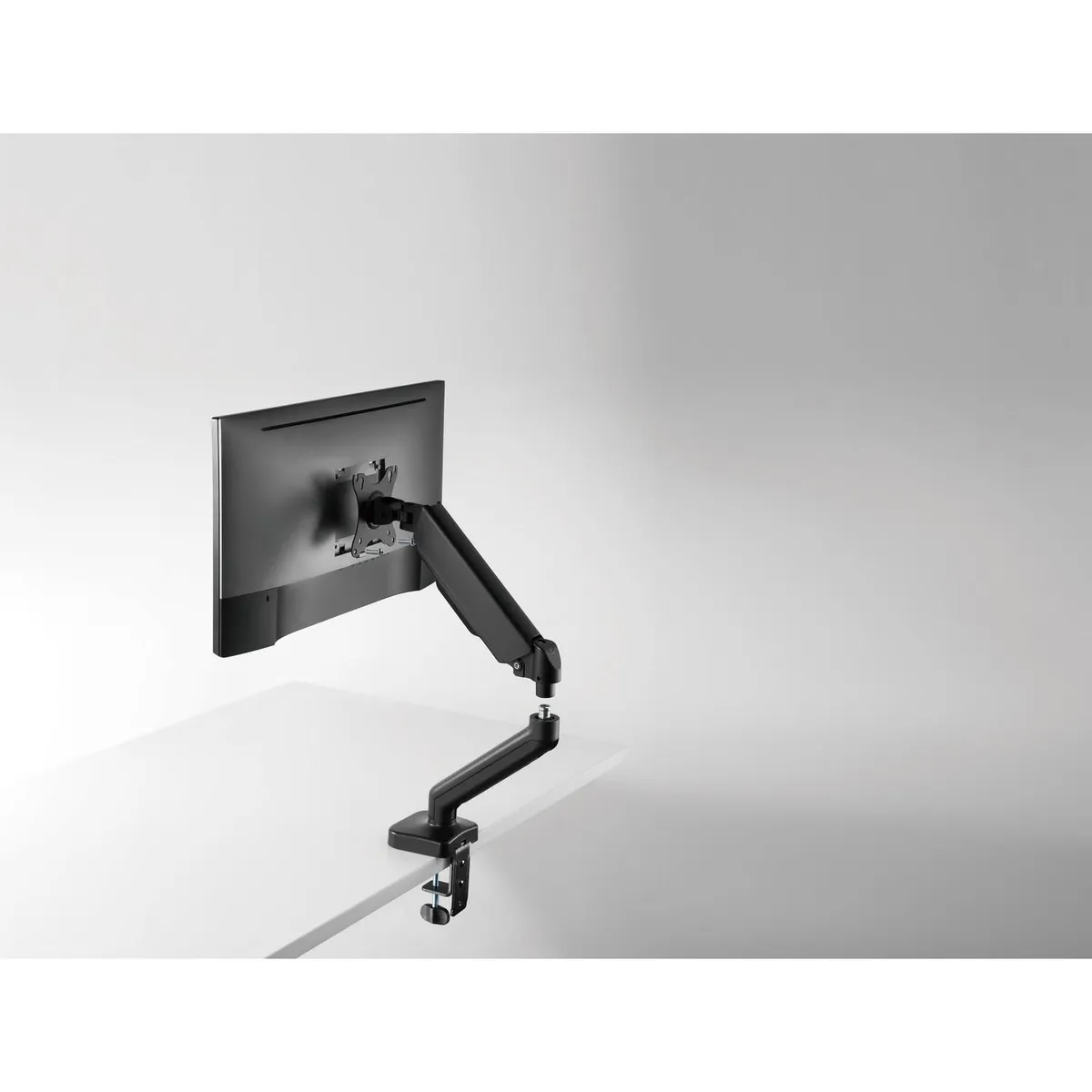 DAIRU - Soporte Monitor 17-32 " Dairu
