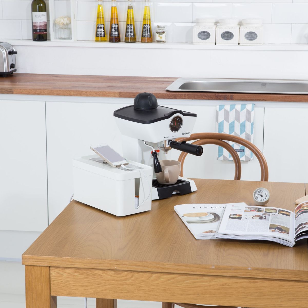 GENERICO - Organizador de Cables 13x25x13cm