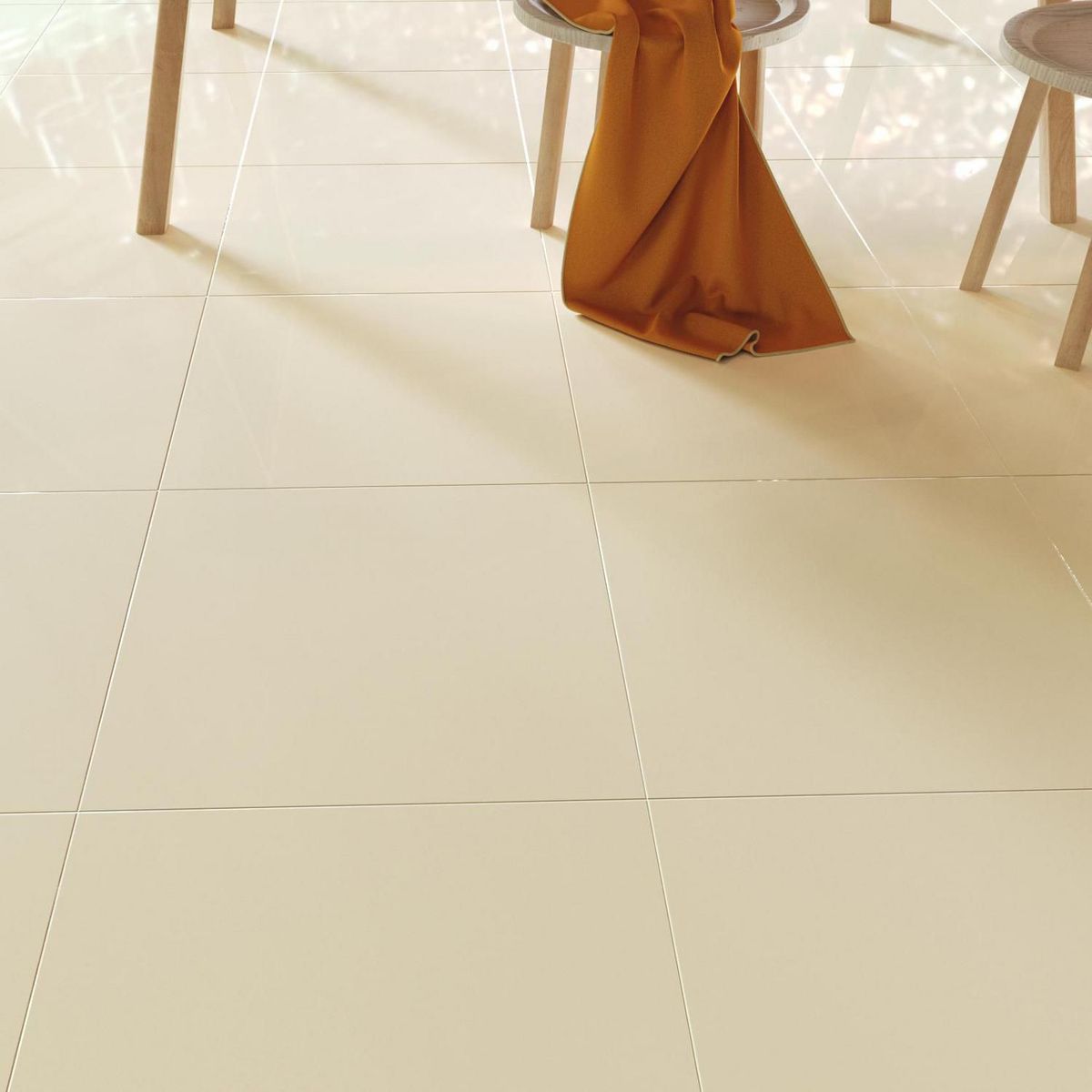 Porcelanato rectificado Beige 60x60 Clásico Brillante 1.44 m2, marca HOLZTEK - Foto 2