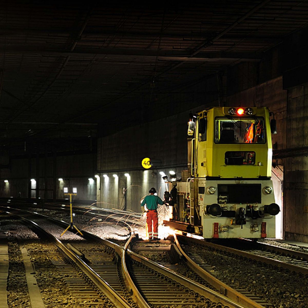 HALUX - Trípode LED Luz Cálida X2 50W 9000LM