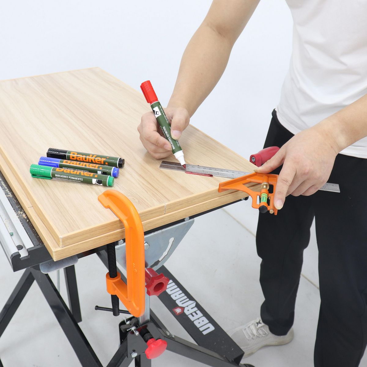 BAUKER - Pack x4 Marcador Permanente