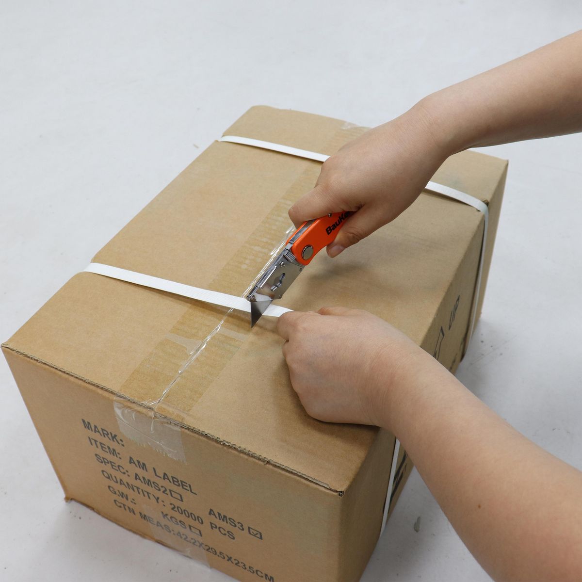 BAUKER - Cuchilla Plegable de Bolsillo