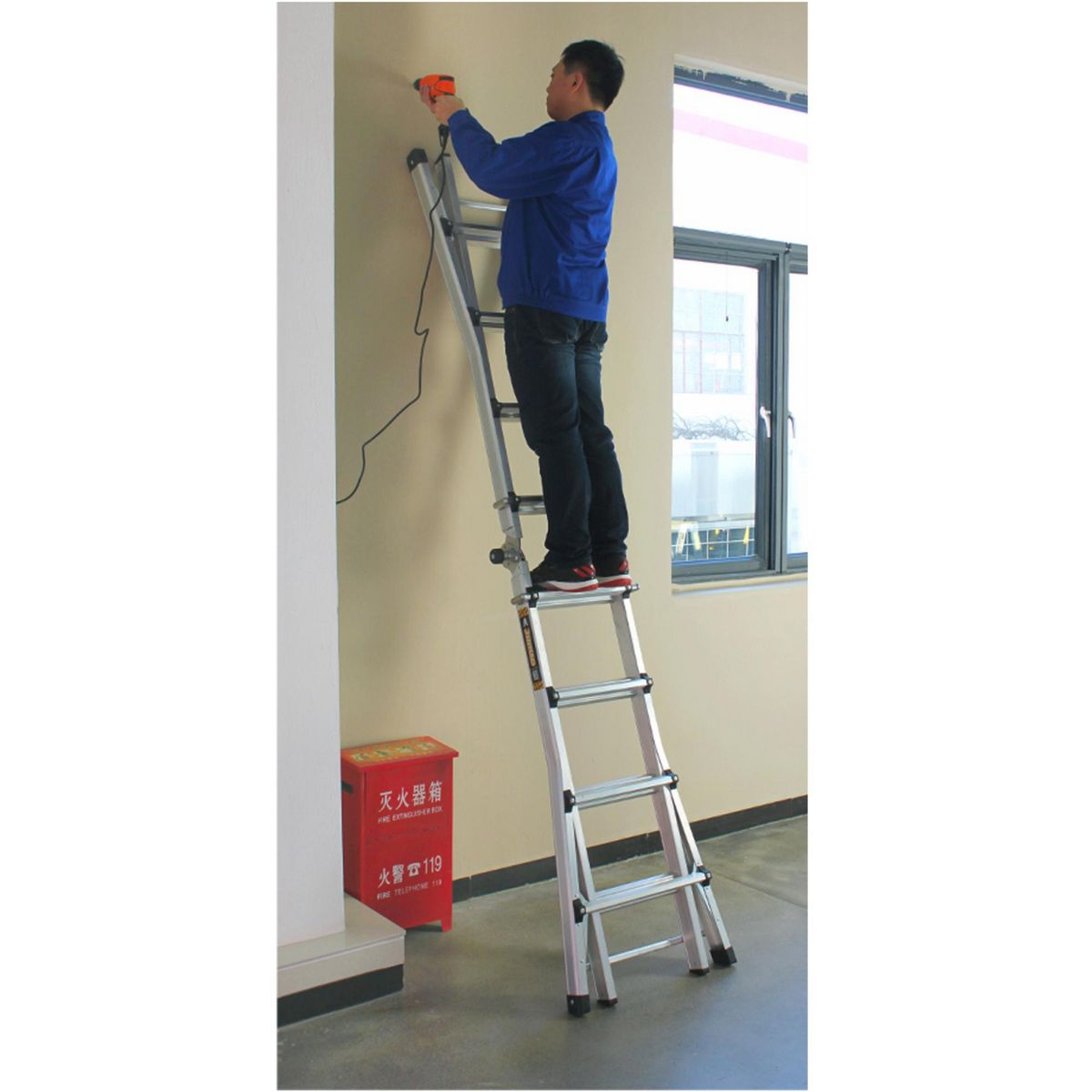 UBERMANN - Escalera Articulada de Aluminio 16 pasos