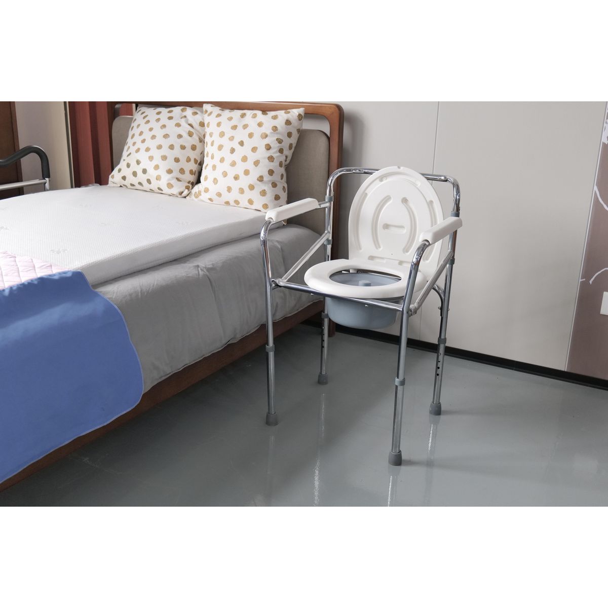 SENSI DACQUA - Silla Sanitario Portátil Plegable
