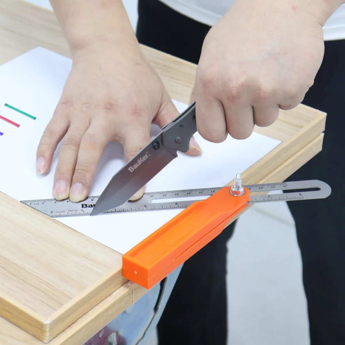 BAUKER - Ángulo Bisel 10PG 250MM Acero Bauker.