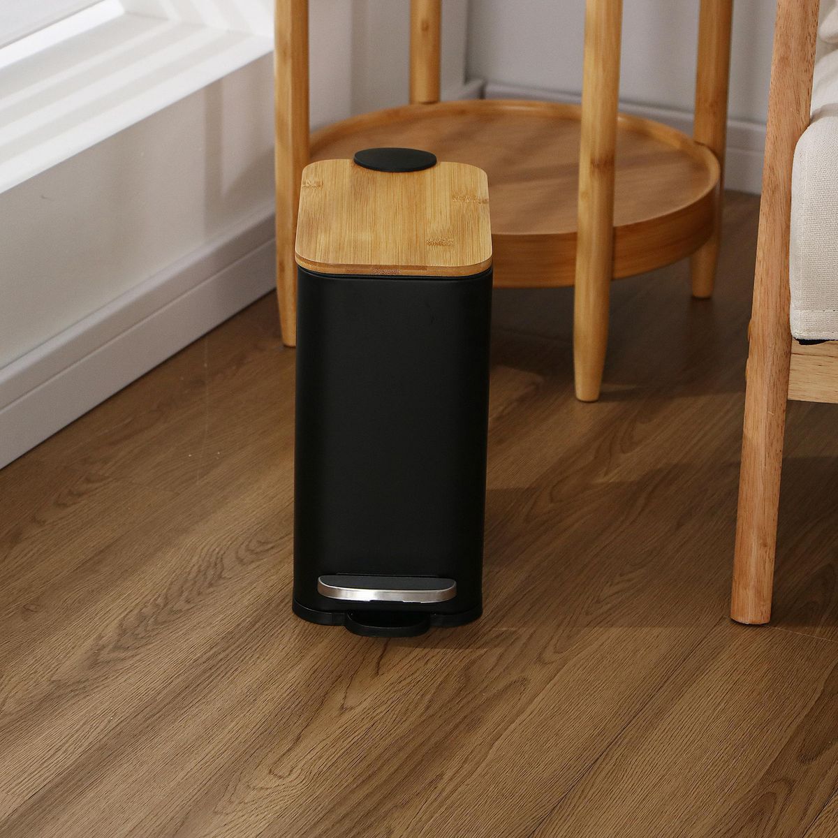 JUST HOME COLLECTION - Papelera Rectangular con Tapa de Bambú Negra 5L