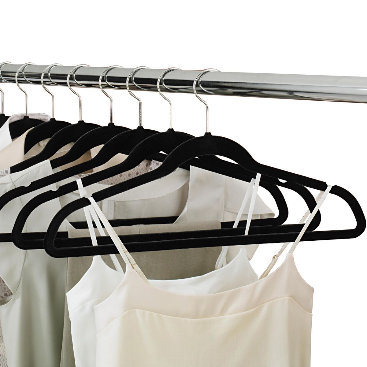 JUST HOME COLLECTION - Set x50 Colgadores de Terciopelo Negro