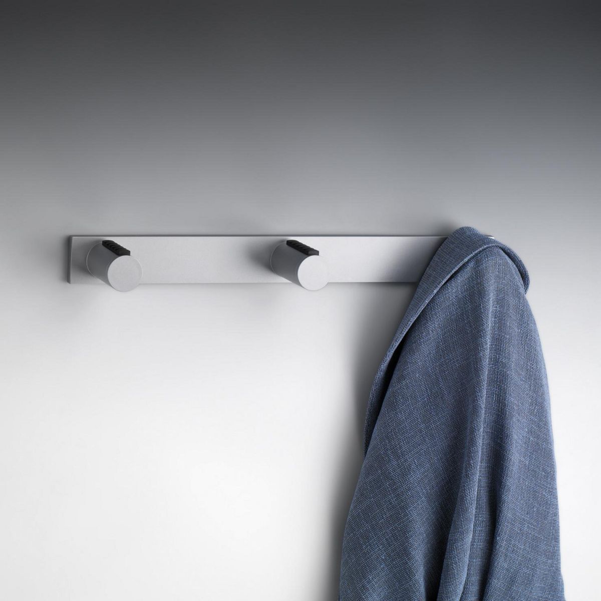 INOFIX - Colgador Cilíndrico Triple