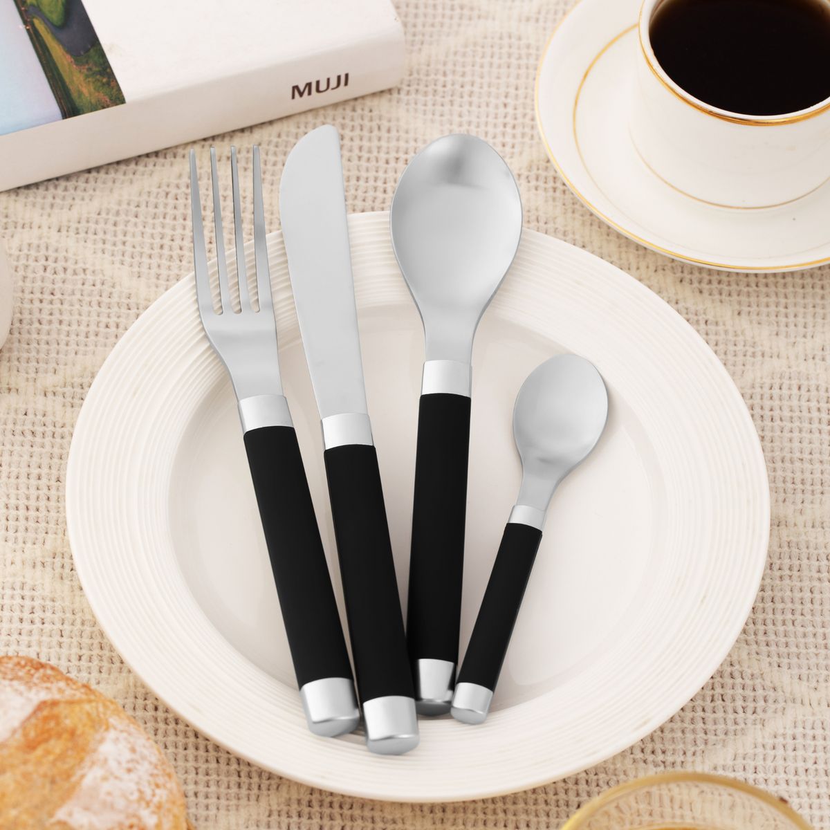 JUST HOME COLLECTION - Juego de Cubiertos Mango de Plástico Negro 24 Piezas