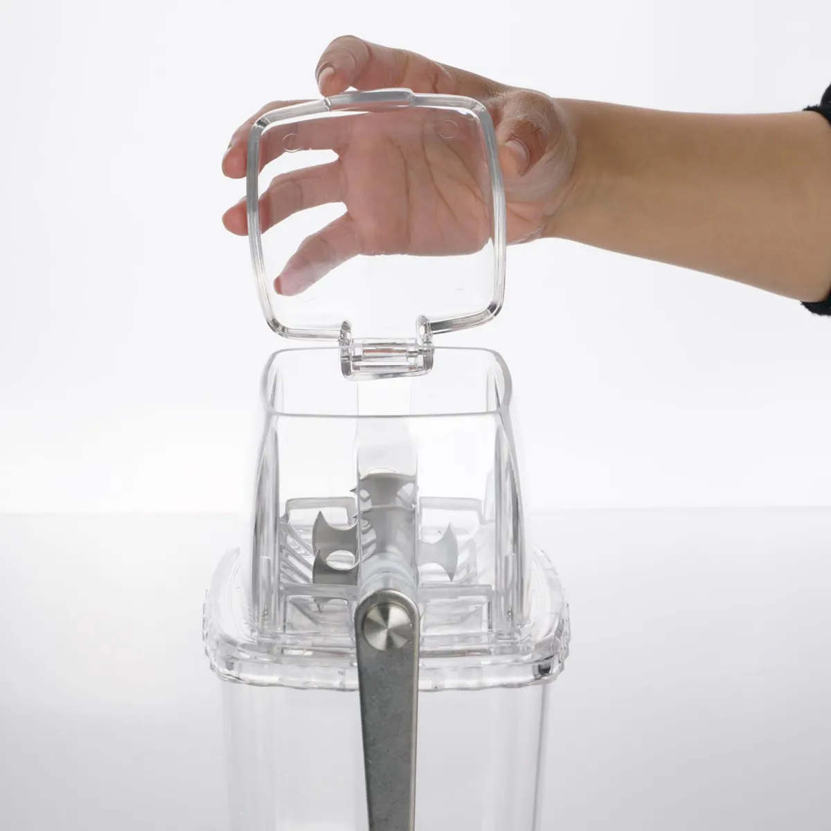 JUST HOME COLLECTION - Picador de hielo transparente