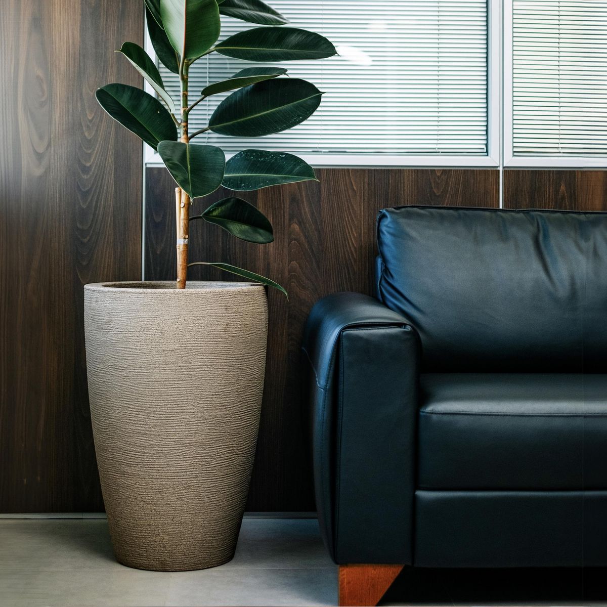 JUST HOME COLLECTION - Macetero Cónico Granito 38x27cm