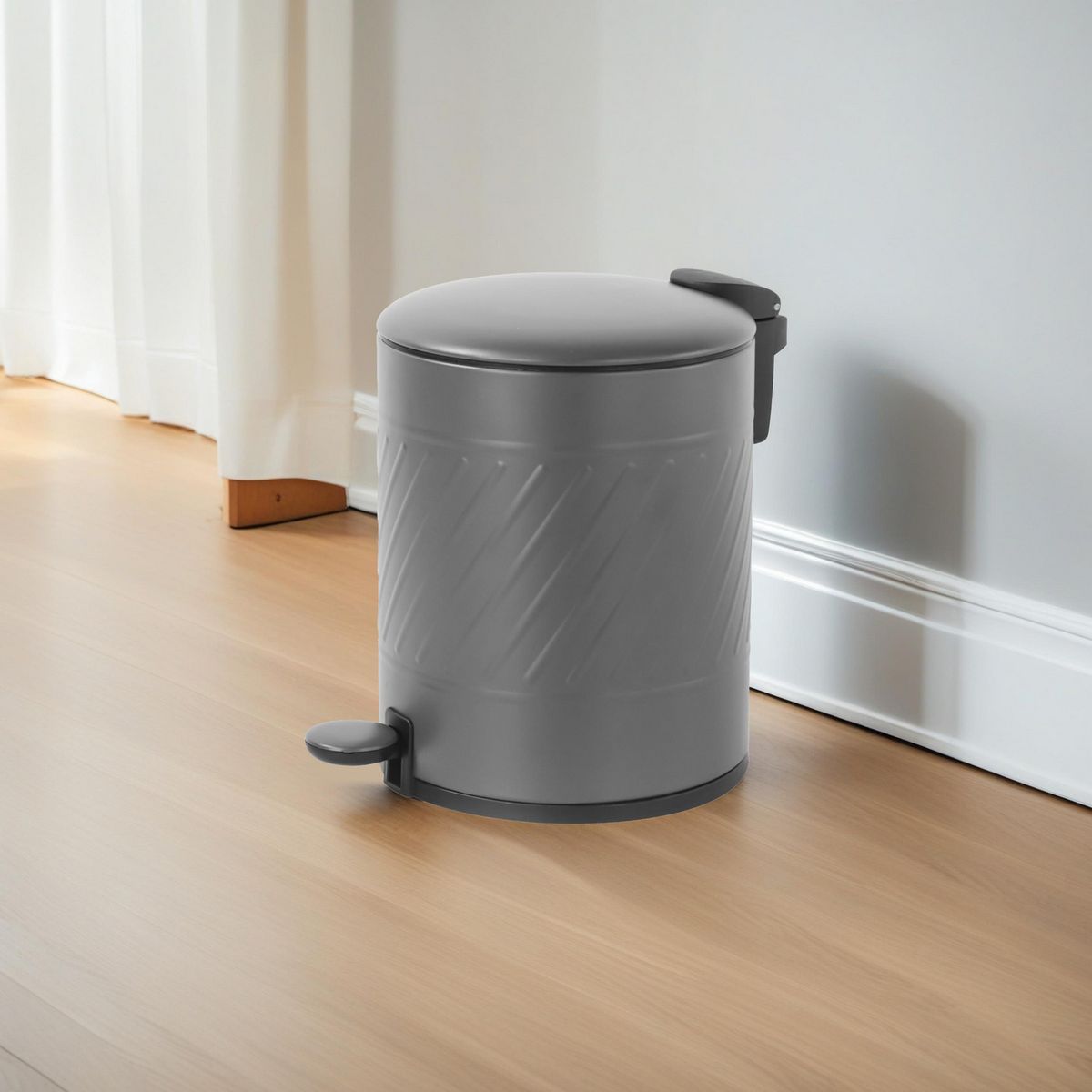 JUST HOME COLLECTION - Papelera de Metal Gris Oscuro 5L