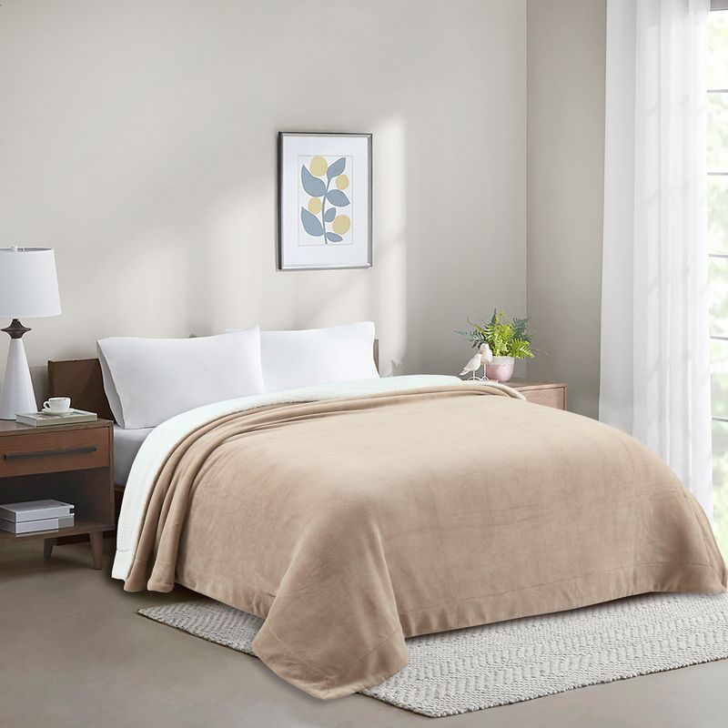 JUST HOME COLLECTION - Frazada Coral Taupe 200x220cm