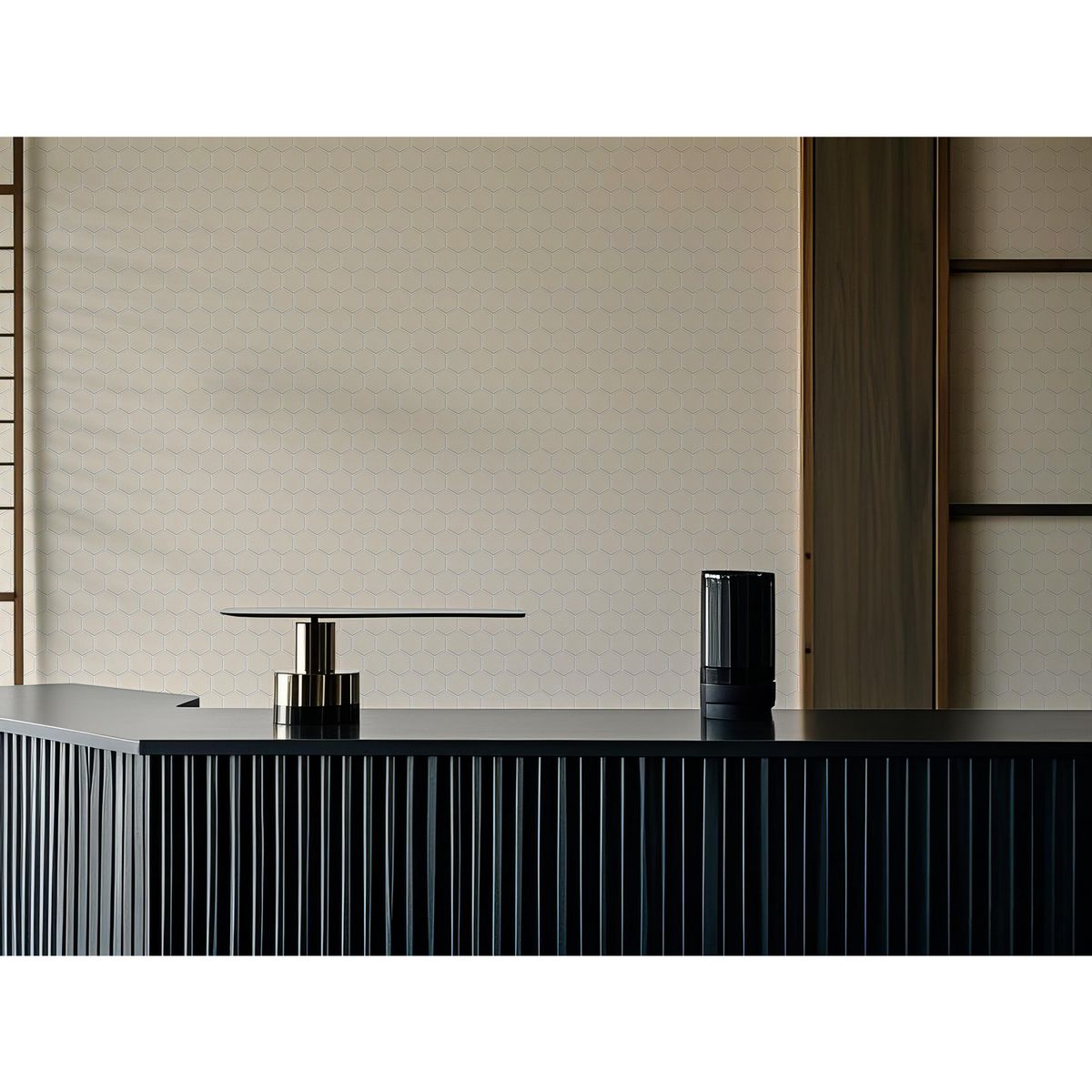 HOLZTEK - Malla Decorativa de Porcelanato Hex Beige Mate 32.5x28.2cm 0.09m2