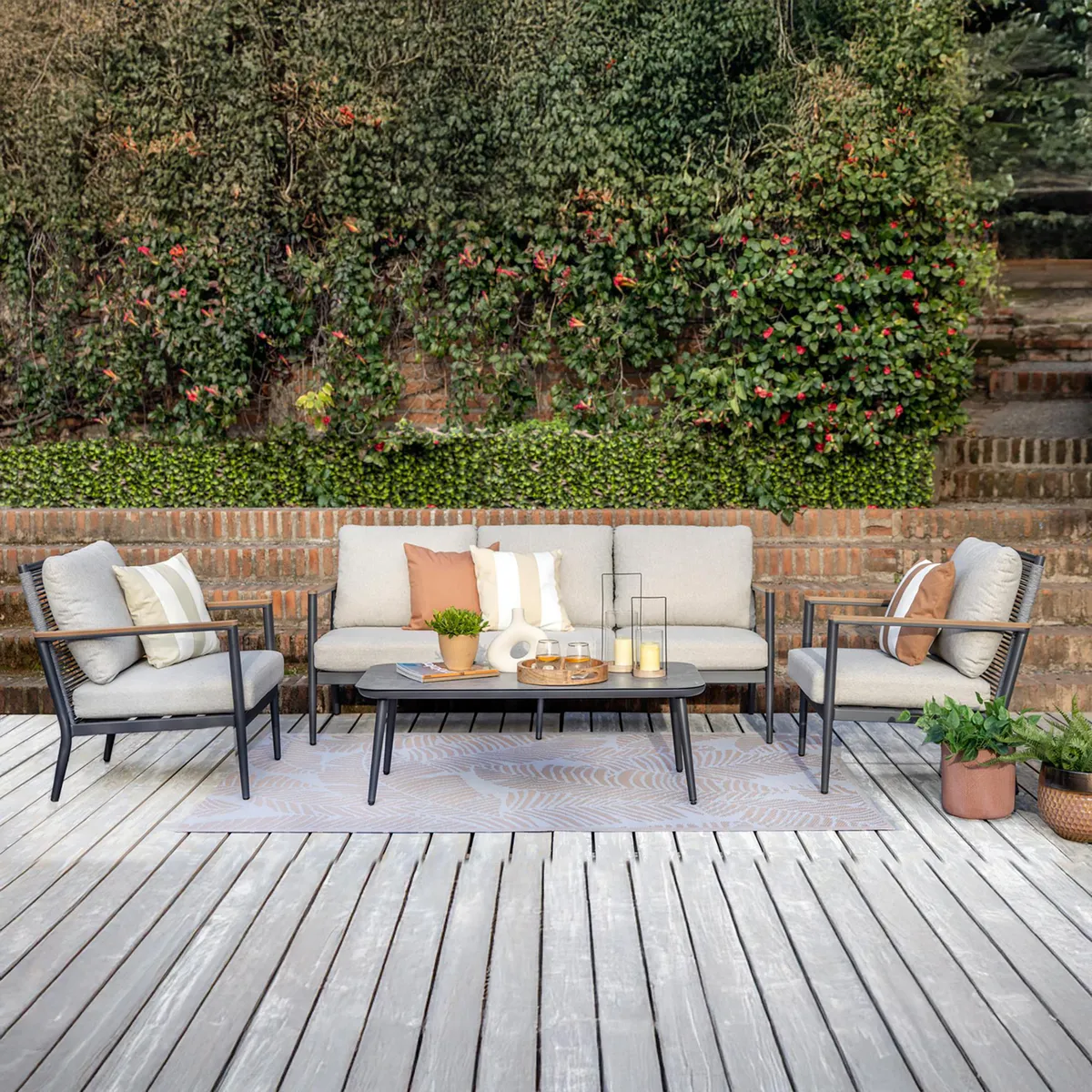 JUST HOME COLLECTION - Juego de Terraza Barcelona 5 Personas Negro/Beige