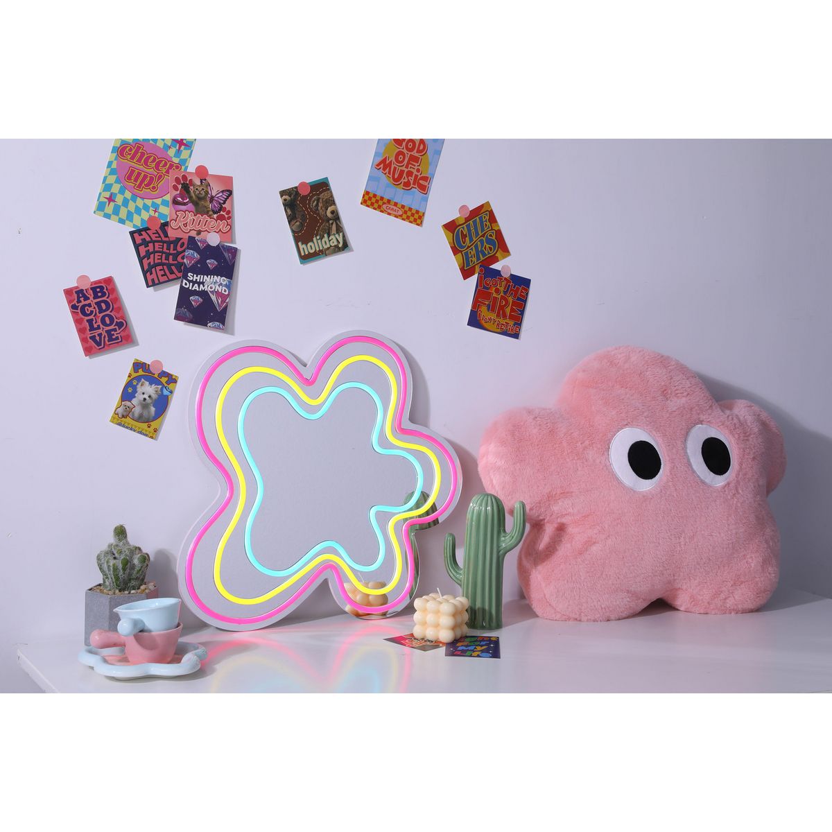 JUST HOME COLLECTION - Espejo Decorativo LED Figura Flor 41.8x38.4cm