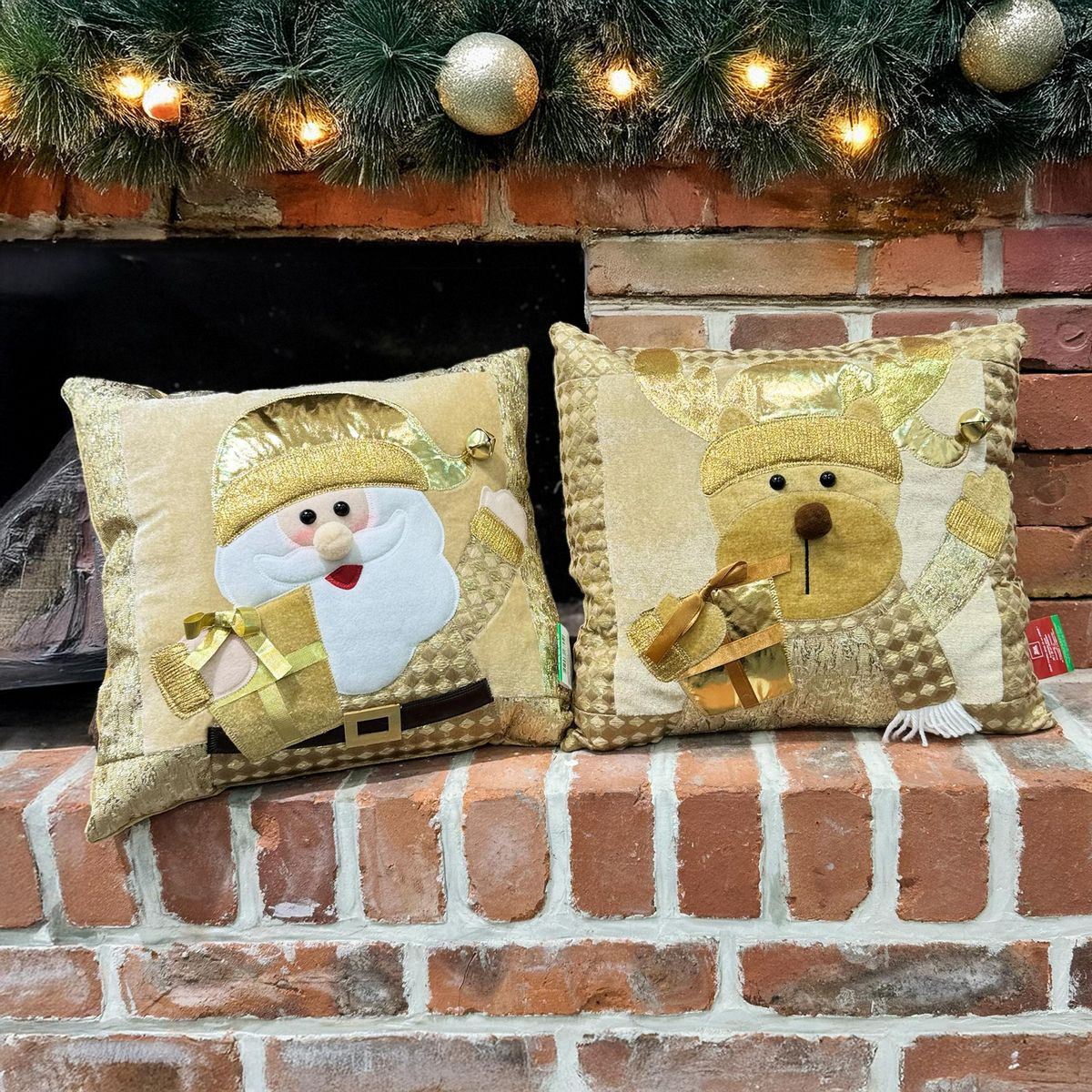 DEAR SANTA - Cojín Cuadrado Santa 38 cm Dorado