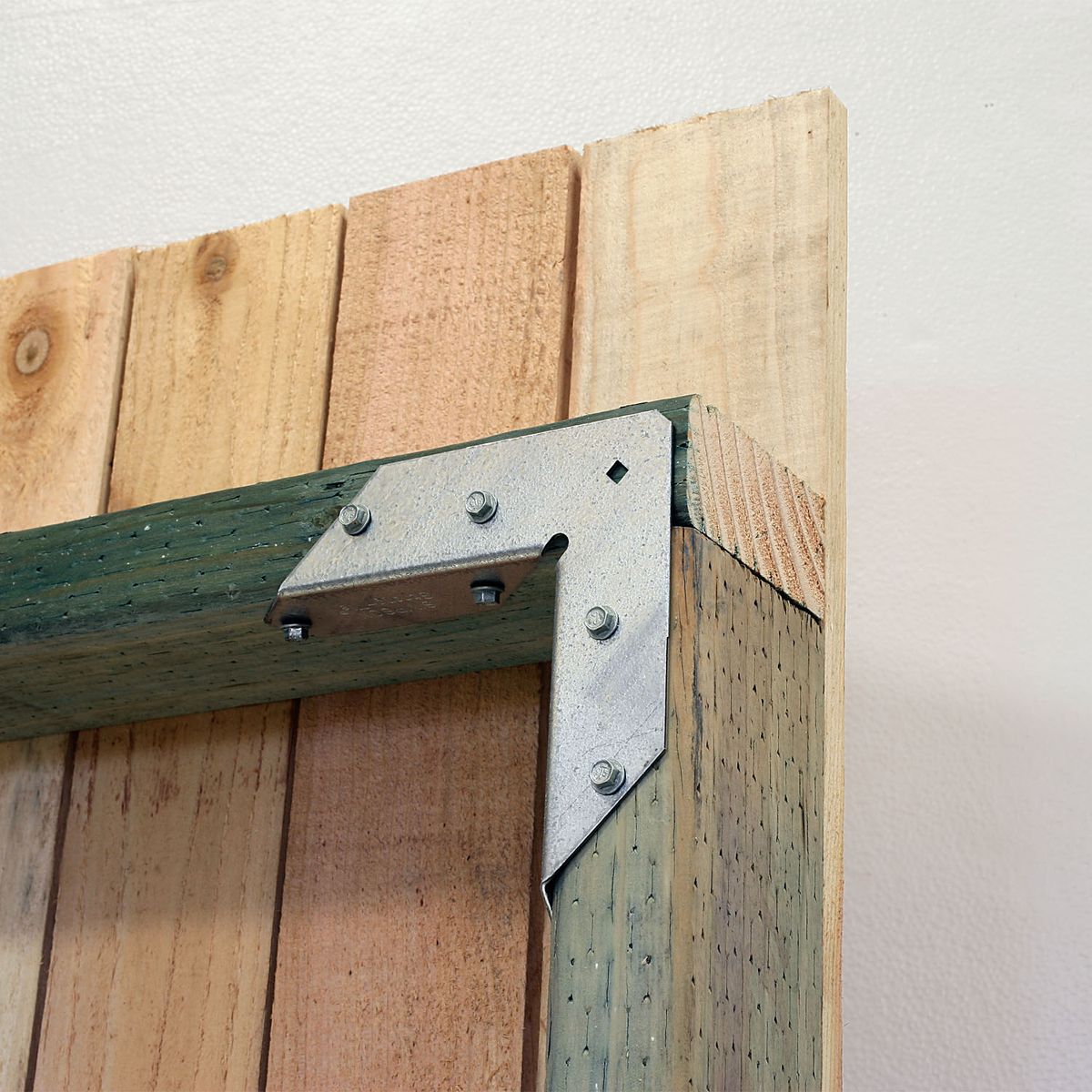 SIMPSON STRONG - CONECTOR REFUERZO 90 GRADOS