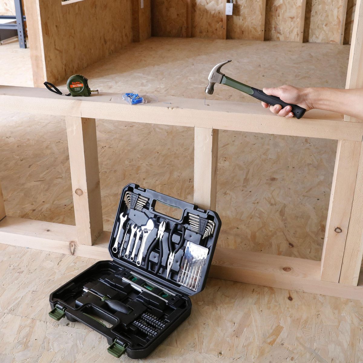 BAUKER - Set de Herramientas Hogar 143 Piezas