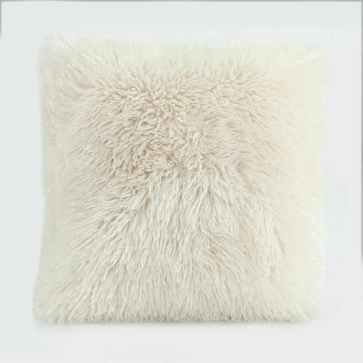 Cojín Clasic Pelo 45x45cm Marfil, marca JUST HOME COLLECTION - Foto Principal