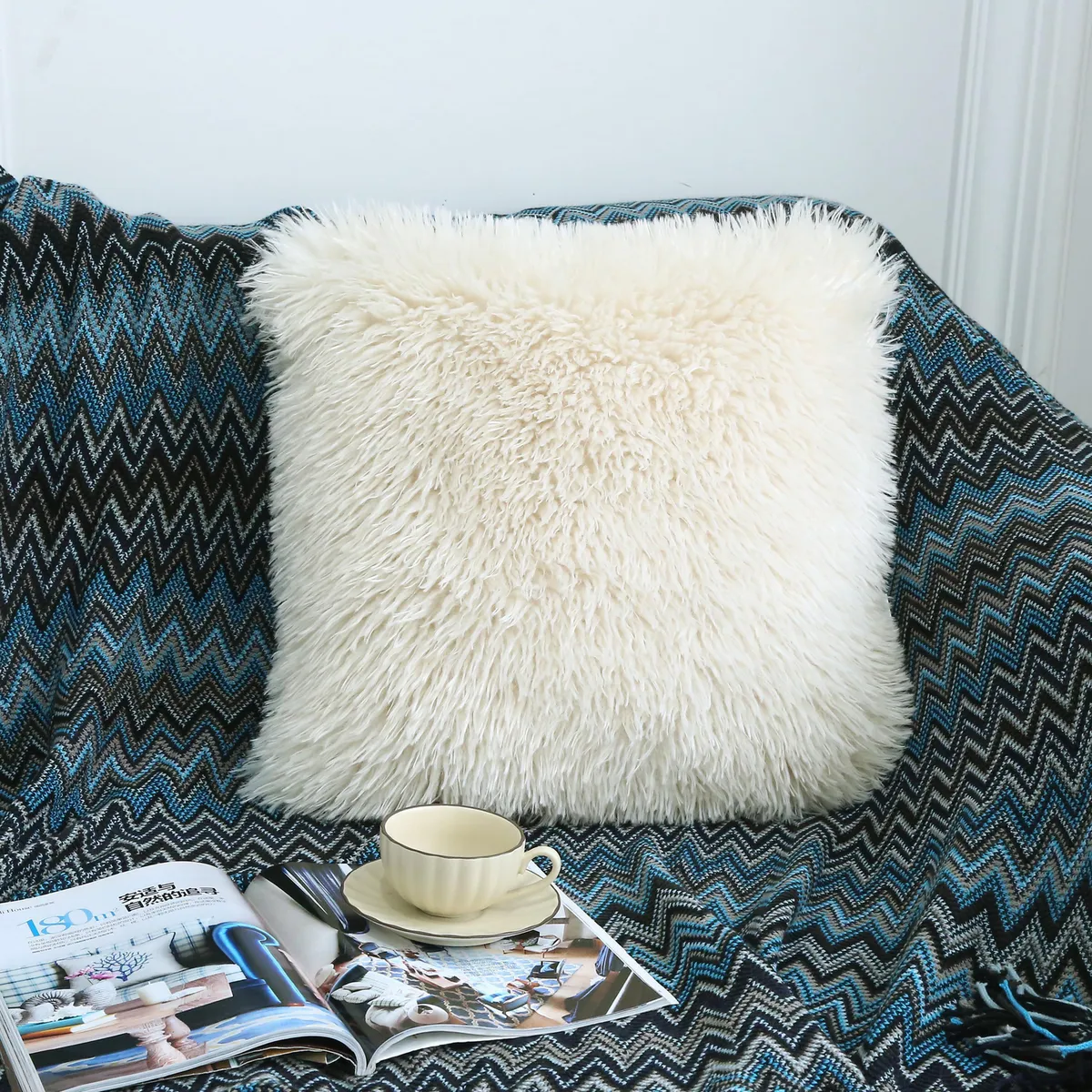 Cojín Clasic Pelo 45x45cm Marfil, marca JUST HOME COLLECTION - Foto 2