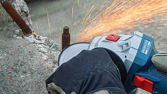 Amoladora inalámbrica 18V Bosch GWS 180-LI + Taladro Atornillador percutor Bosch GSB 18V-50 Brushless 
