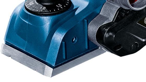 Cepillo para Madera Bosch GHO 700 con 700W