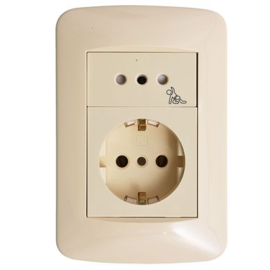 Armado schuko con tierra y toma con seguro marfil