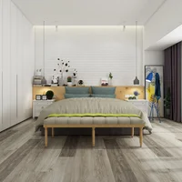 Piso vinílico maderado 4 mm Aok Light gris satinado 2.20 m2
