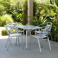 Silla exterior apilable Slat de aluminio plata