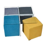 Mesa ratona de MDF y vidrio cuadrada con 4 puff multicolor