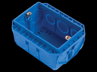 Caja de embutir 2 x 4 cm con tubo y grampa