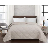 Cubrecama Unicolor 1 plaza y media 175 x 240 cm beige