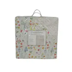 CASA JOVEN - Cubrecama Mara Estampado Flores King