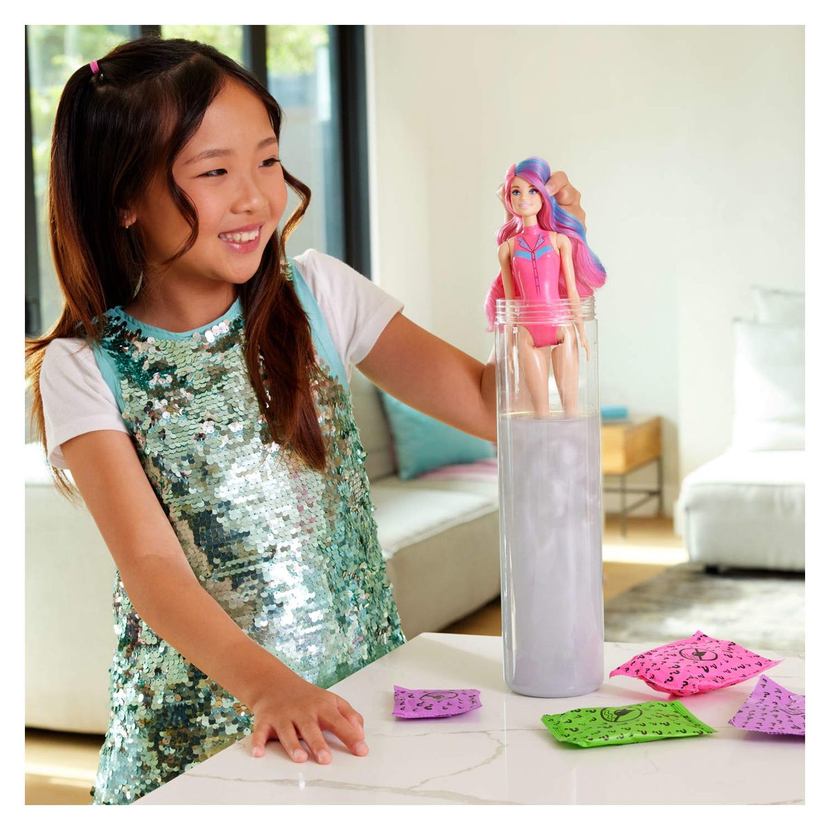 BARBIE - Color Reveal Muñeca Moda Disco Sorpresa