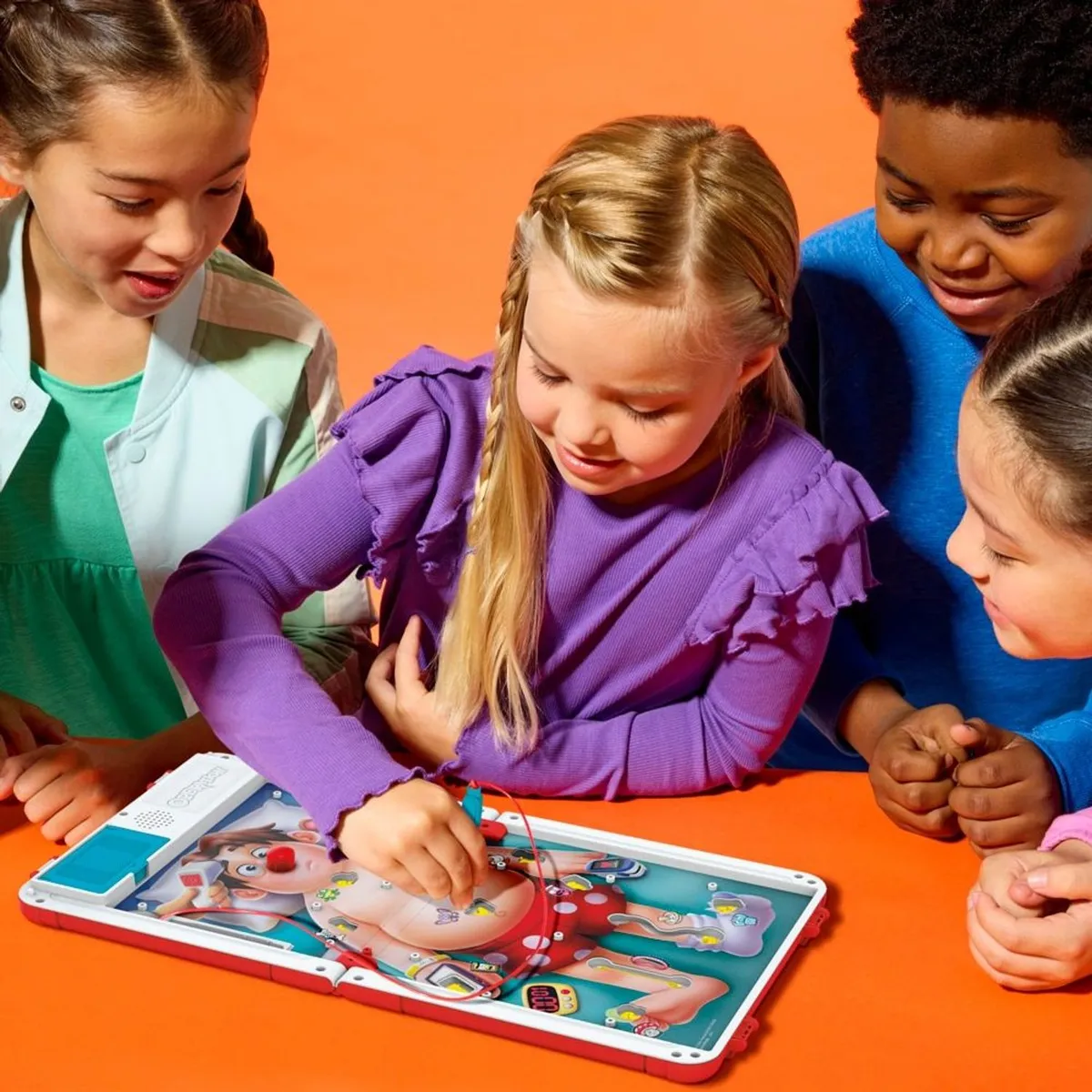 HASBRO GAMING - Juego de Mesa Operando Refresh