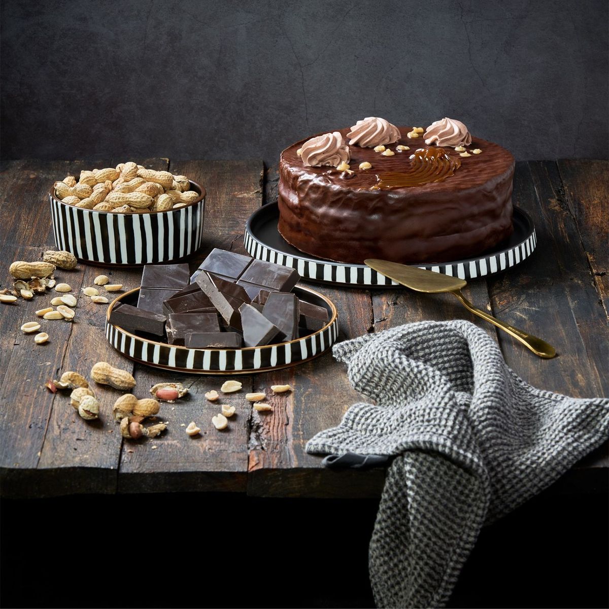 LAF - Torta Chocolate Maní Laf 15 Porciones