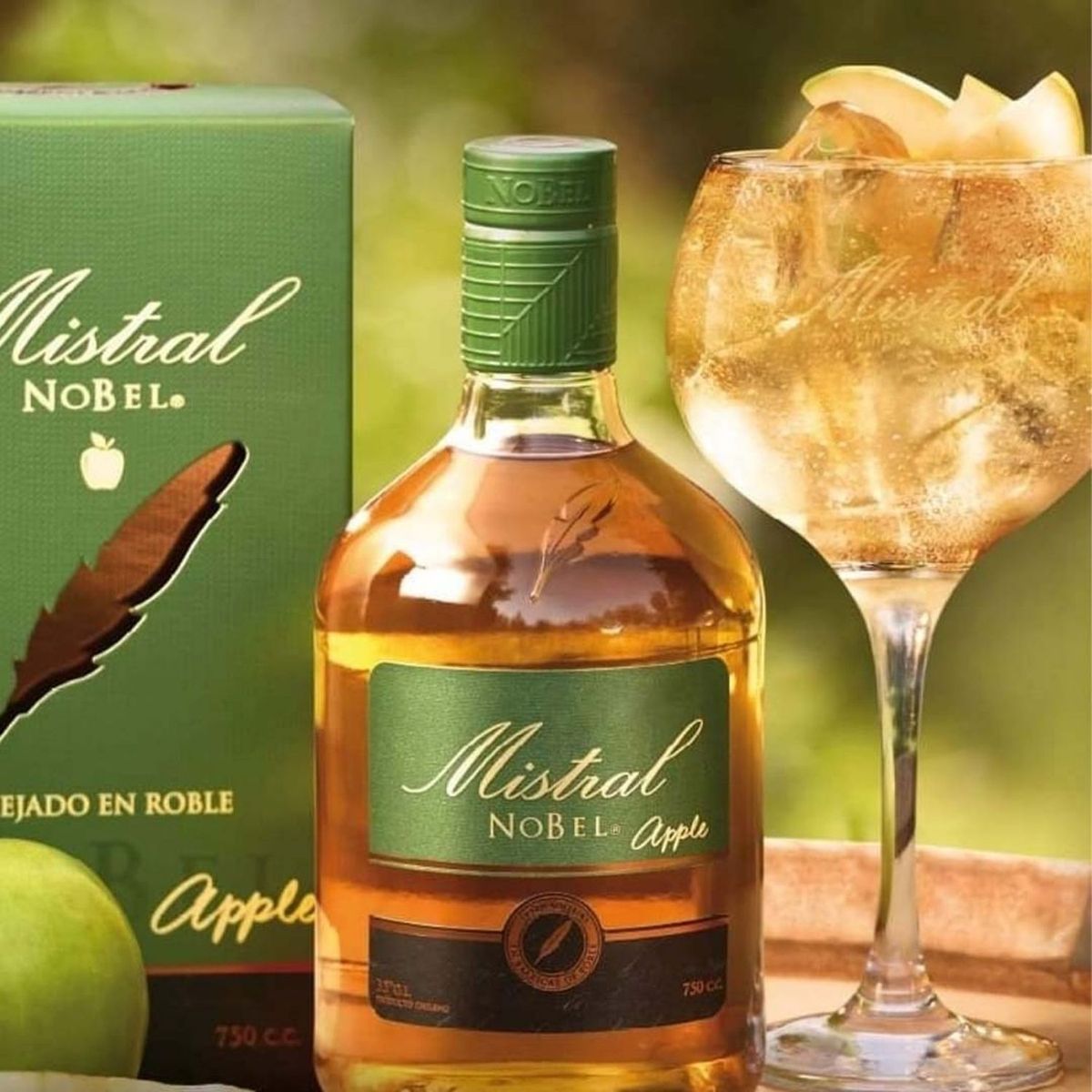 MISTRAL - Pack Pisco Mistral Nobel Apple 35° 750 ml + Copa
