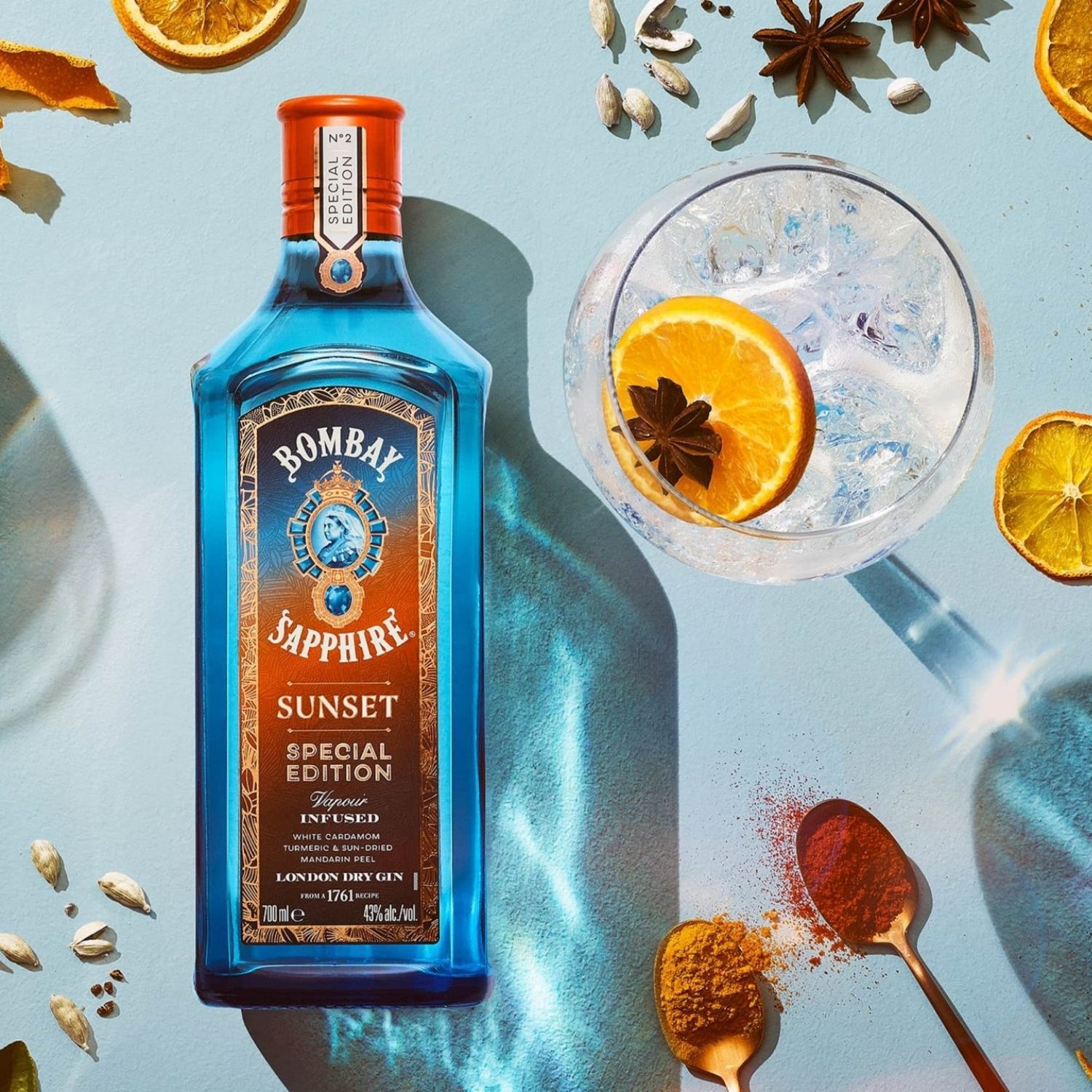 Gin Bombay Sapphire Sunset 43° 700 ml | Tottus Chile