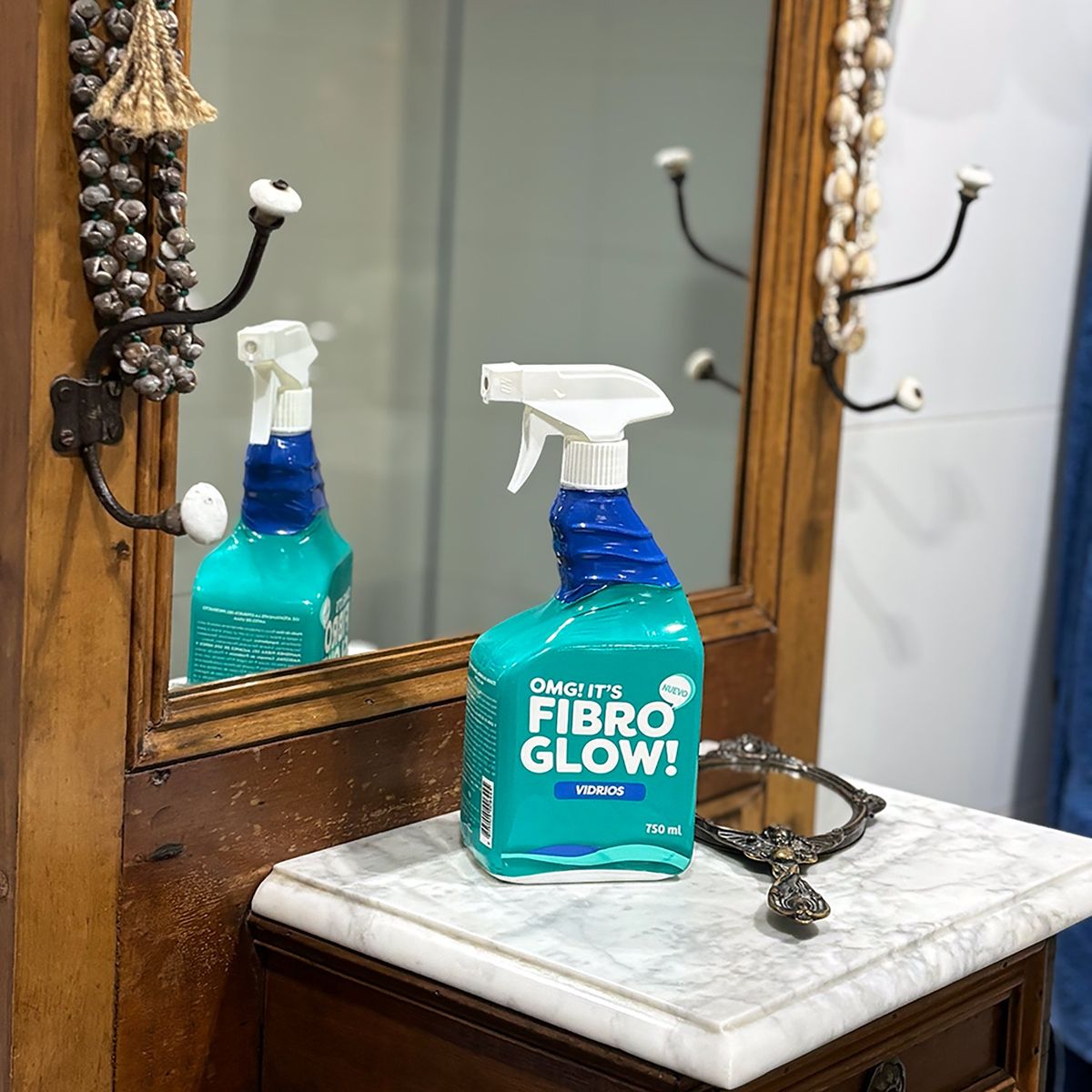 FIBRO - Limpiador de Vidrios Biodegradable Fibro Glow 750 ml