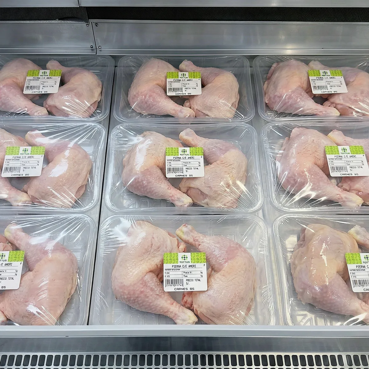 TOTTUS - Pierna Con Encuentro De Pollo Importado Tottus