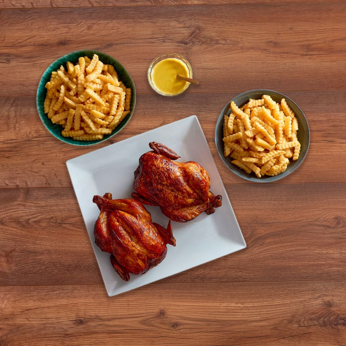 TOTTUS - 2 Pollos Rostizados + 2 Papas + 1 Ají