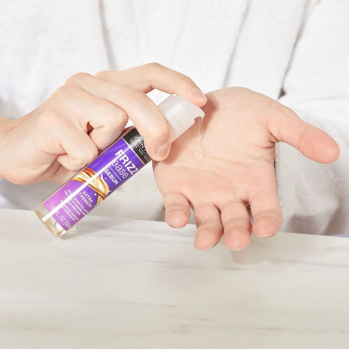 JOHN FRIEDA - Suero Capilar Extra Fuerte 6 Efectos Envase 50 mL