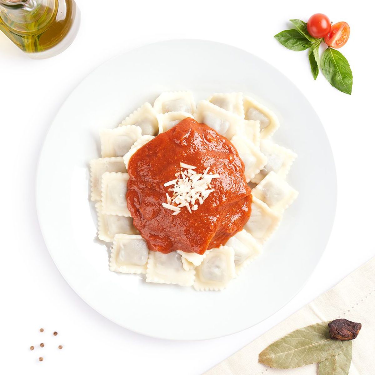 TOTTUS - Ravioles con Salsa Roja x 450 g