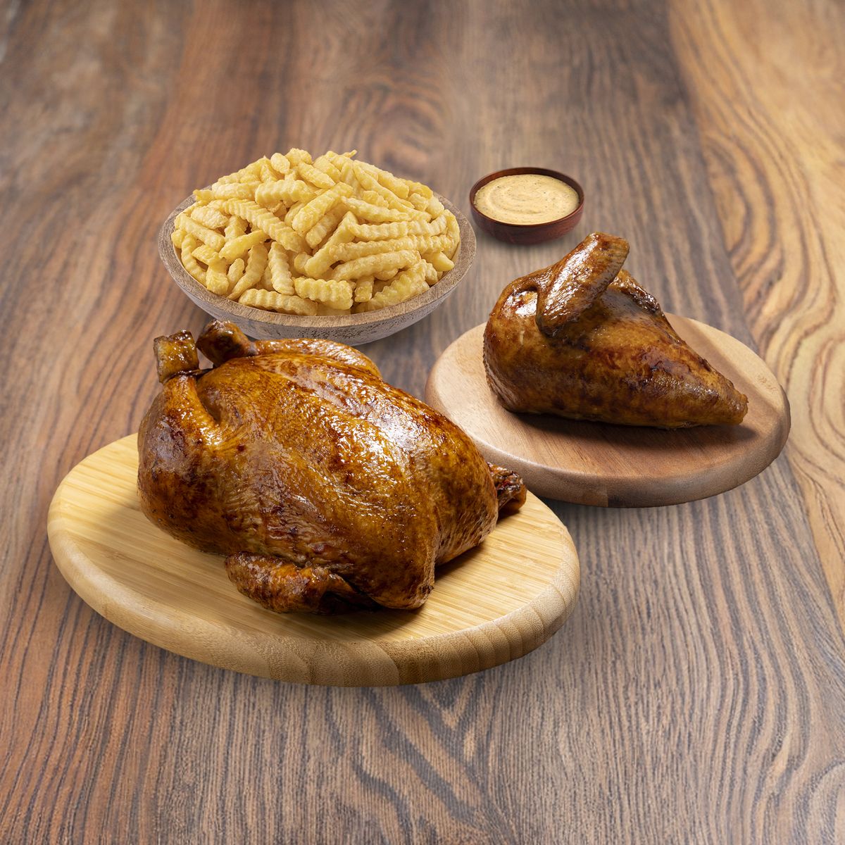 TOTTUS - Pollo Rostizado + 1/4 de Pollo Rostizado + Porción De Papas + 1 Ají