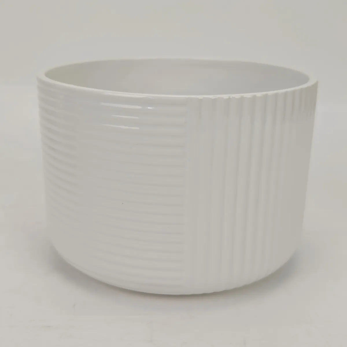 CASA JOVEN - MACETA CERAMICA BLANCA
