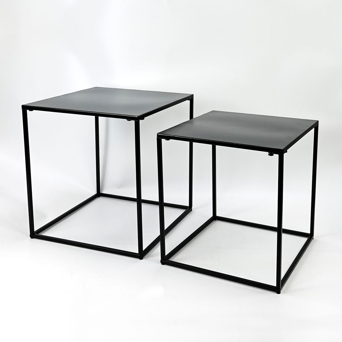 CASA JOVEN - SET DE 2 MESAS LATERALES BLACK METAL